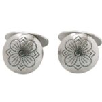 Sylvsmidja, Mansjettknapper Hardanger i 830 oksidert sølv